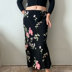 Carol Anderson floral ruffle skirt